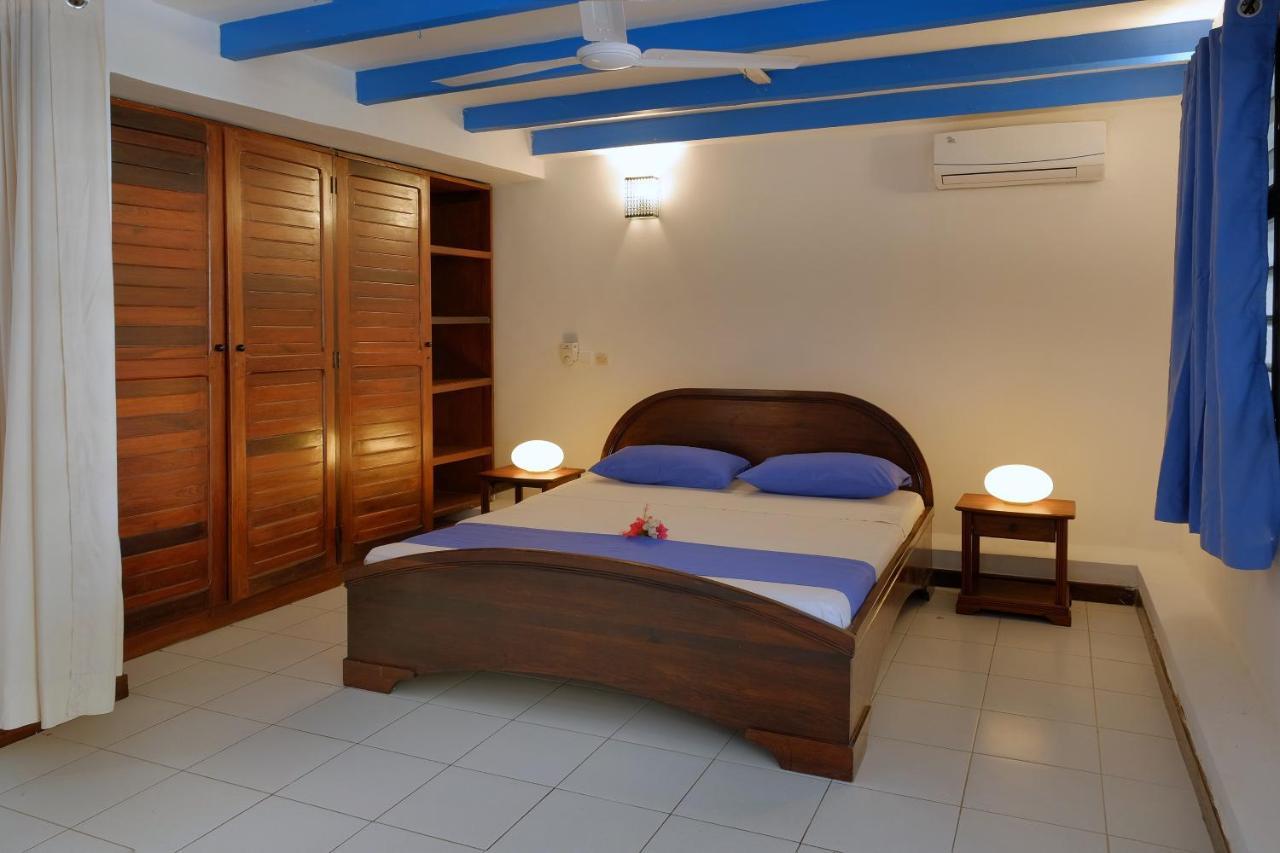 Hotel Villa Les Orchidees Амбатолоака Экстерьер фото