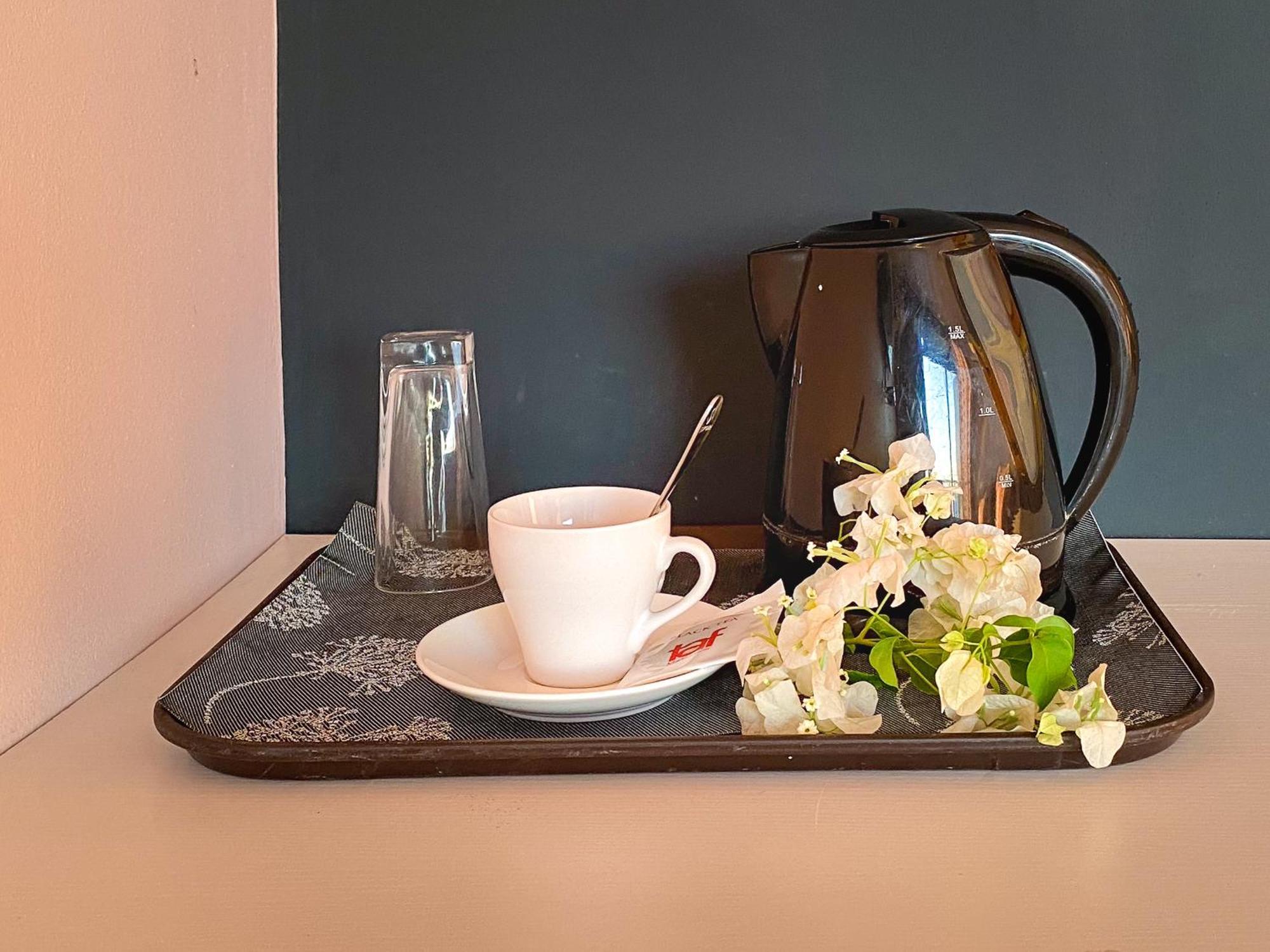 Hotel Villa Les Orchidees Амбатолоака Экстерьер фото