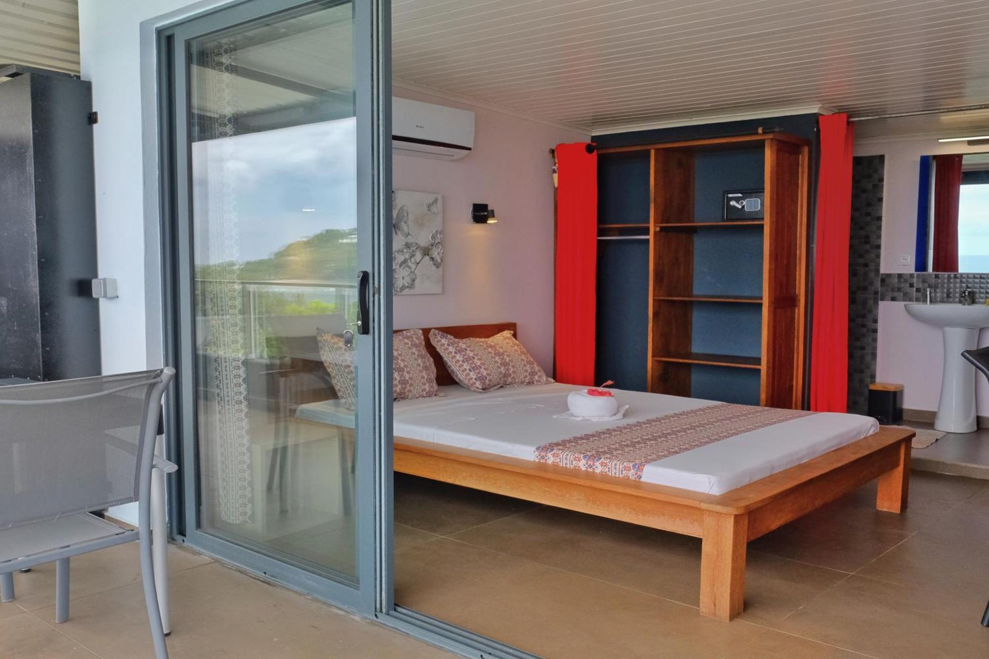 Hotel Villa Les Orchidees Амбатолоака Экстерьер фото