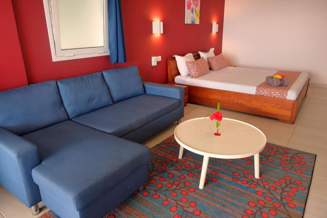 Hotel Villa Les Orchidees Амбатолоака Экстерьер фото